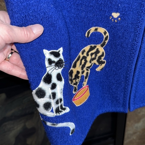 Blue boiled wool full zip adorable cat embroidered vest Lisa International M - Picture 10 of 15